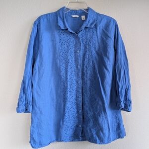 L.L. Bean Size Large Blue Button-Up Shirt with Eyelet Detail 100% Linen